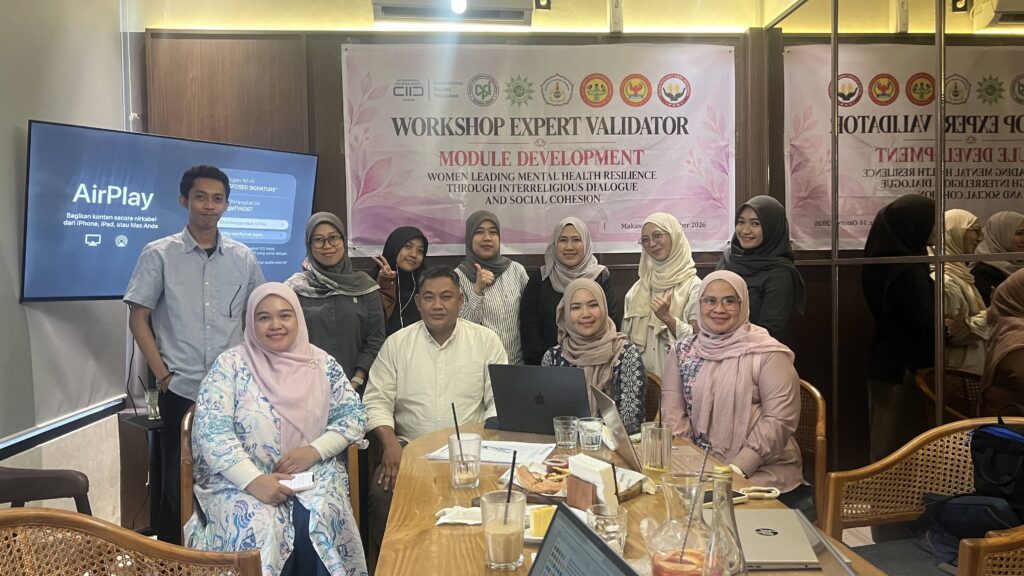 Workshop validasi ahli pengembangan modul kesehatan mental lintas agama oleh YPMIC di Makassar pada 16 Oktober 2026.